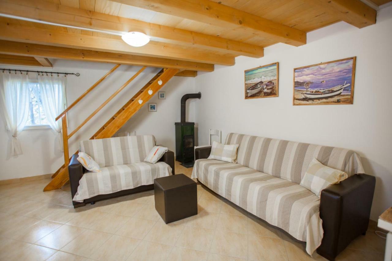 Buc-Vila Nada Villa Cres Exterior photo